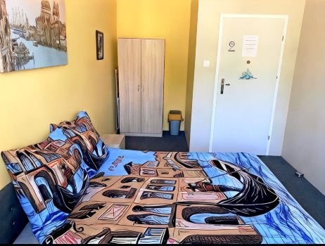 Bon Voyage Apartments