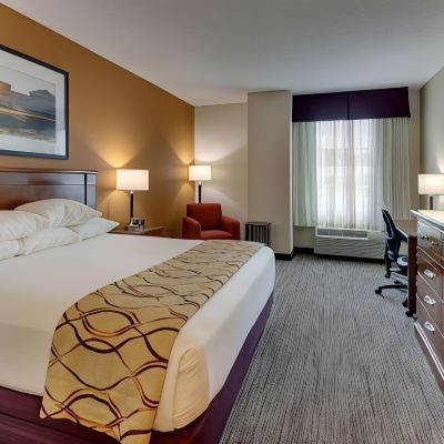 Deluxe Room, 1 King Bed, Refrigerator&Microwave