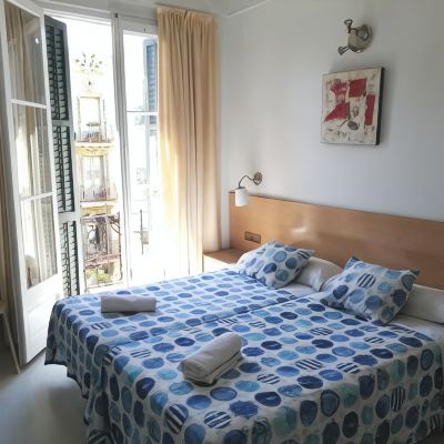 Standard Triple Room with Private Bathroom Hostal Felipe 2 Promo Code