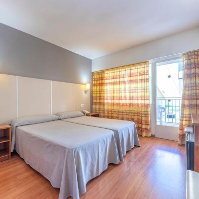 Double Room (2 Adults + 1 Child) Port Vista Oro Promo Code