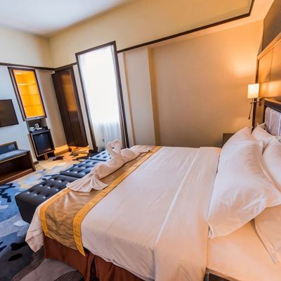 Deluxe King Room Nu Hotel Promo Code