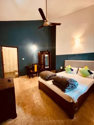Madpackers Goa Anjuna - Bar & Pool Hotels in 