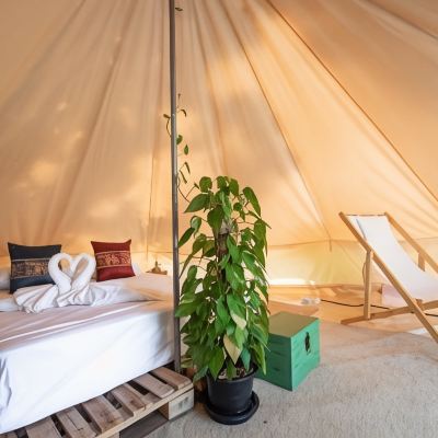 Deluxe Queen Room Roost Glamping Promo Code