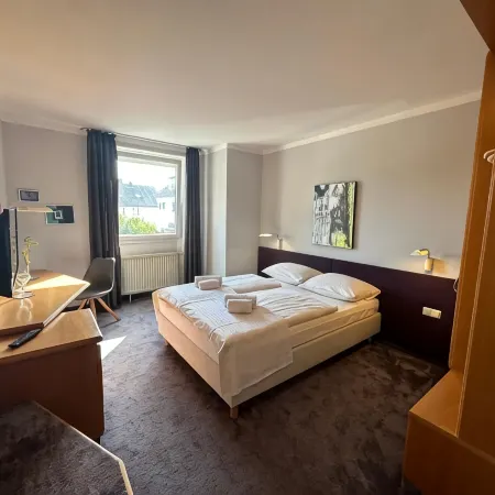 Hotel Lachnerhof Отели в г. Эрланген
