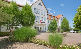 Hotel Montana - Housity