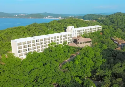 Coral Blue Hotels & Resorts Hotel di 