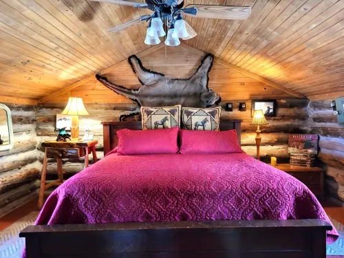 Iconic Log Cabin At The Yellowstone River Ranch