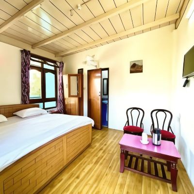 Deluxe Double Room With View Green Leaf Promo Code