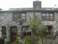 Neuadd Arms Hotel Hotels in 