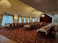 Hotel Korona Wellness, Rendezvény és Borszálloda