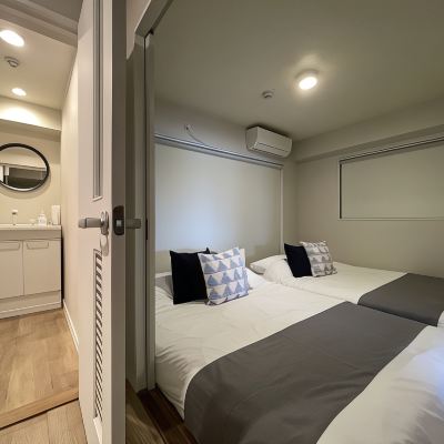 One-Bedroom Apartment 504