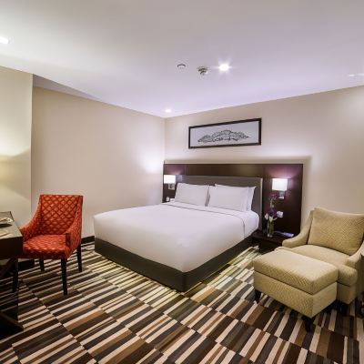 Deluxe Suite Avari Xpress Gulberg Promo Code