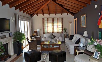 Welcome Inn Nerja Guest House Luxury Bed & Breakfast