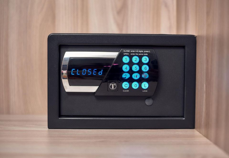 经典双人房，1张大床，禁烟，城市景观