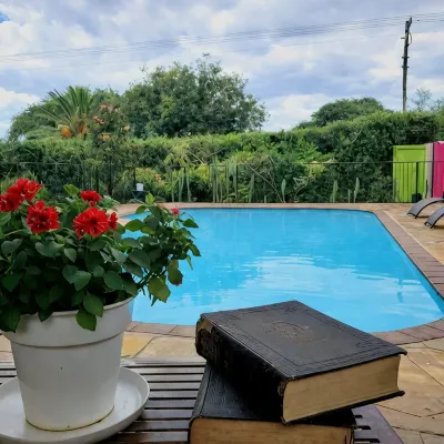 The Hedge Guesthouse Hotels in 