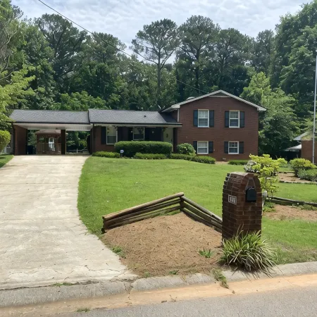 *Private/Contempo/Cozy/House & pool/17 min from ATL & in the Atlanta Metro Area* Отели в г. Морроу
