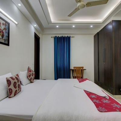 Deluxe Rooms (Only 1 Room Provided) Service Apartment in Saket Promo Code