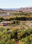 Overlook Sedona in the Horizon and Wine Valley below, Hike, Relax! 2Br