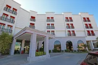 Hotel Colón Plaza Business Class Hotels in 