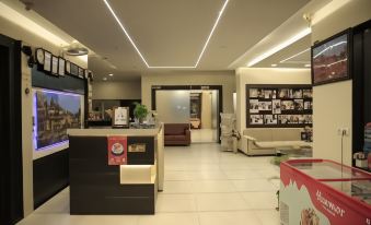 Hotel Devraj Palace - Housity