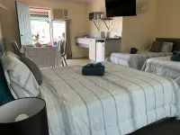 Central Point Motel