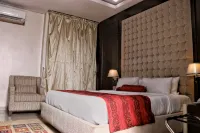 Best Western Plus-Guest Room