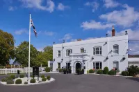 Woughton House Hotel Hotele w: 