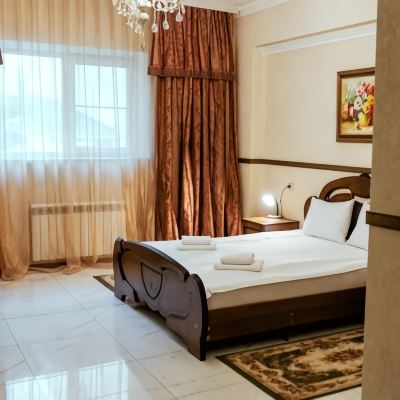 Standard Double (Kitchen On The Floor) Maris Promo Code