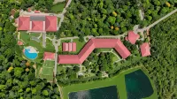 Gateway Coorg Hotel a 