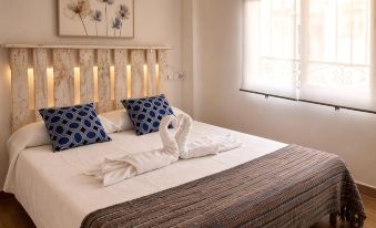 Hostal Ciempozuelos, cerca del Parque Warner y Madrid - Housity