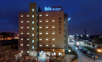 Ibis Budget Valencia Aeropuerto - Housity