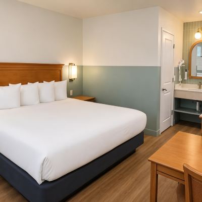 King Room Stargazer Inn and Suites Promo Code