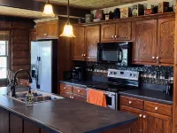 Log Cabin Haus in Amish Country Shipshewana, Indiana Hotels in LaGrange County