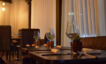 ESDUMA HK HOTEL Pachuca - Housity