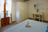 Elena Studios & Apartments