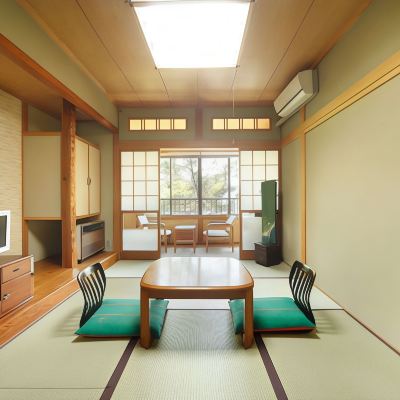 Japanese-Style Room(8 Tatami) -Non-Smoking