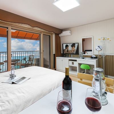 스파 오션 뷰 룸 102 (A동) 블루코랄펜션 쿠폰