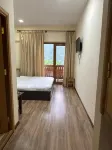 Verin Tun Hotel di 