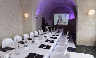 Art Hotel - Housity