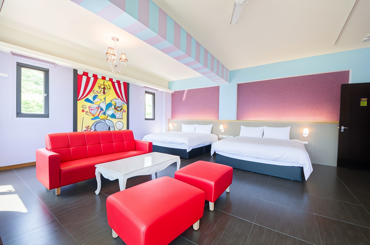 旋转跳跃四人房