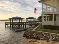 Beach & Boating & Fishing Paradise! with 2 Kayaks Included!!! Hotels in Crescent Beach