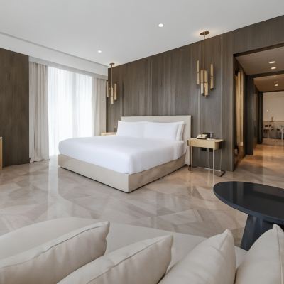 Three-Bedroom Apartment Five Palm Jumeirah Dubai Promo Code