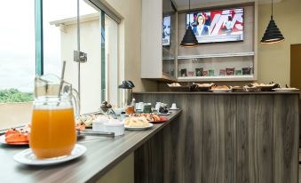 Smart Hotel Rio Verde - Housity
