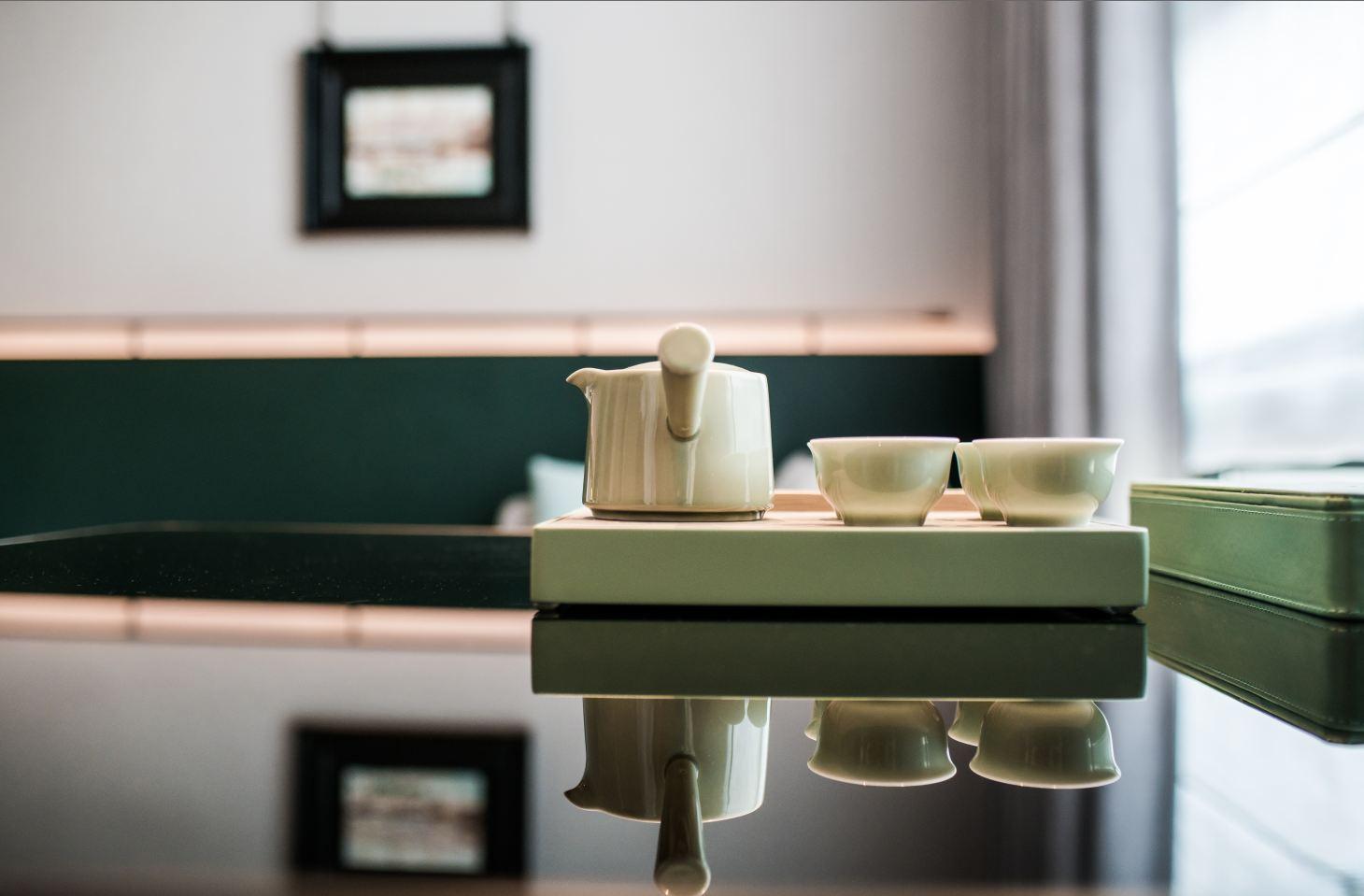 Investon Hotel Shenzhen LonghuaGrande Deluxe Twin Size Bed Room