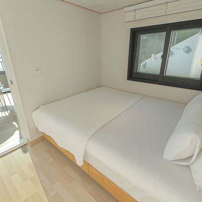 I Can See The Sea Well! Large Duplex Room With Netflix 여수 비엔에치 펜션 쿠폰