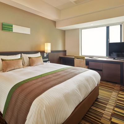スタンダードダブルルーム ホテル ルミエールグランデ流山おおたかの森 クーポン
