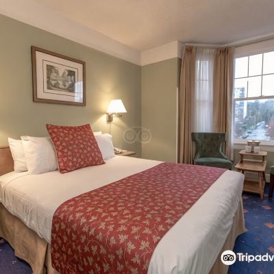 Classic King Room James Bay Inn Hotel, Suites & Cottage Promo Code