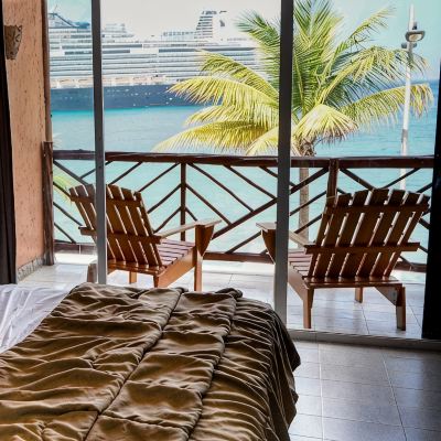 Standard King Room Hotel Vista del Mar Promo Code