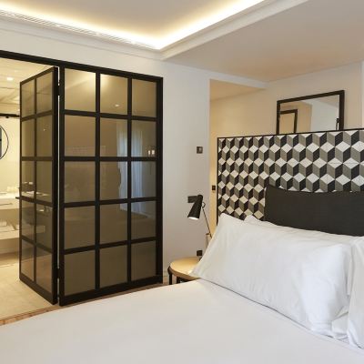 Junior King Suite Serras Barcelona Promo Code