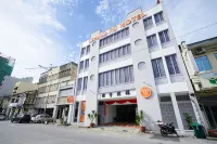 โรงแรมแกรนด์ เอฟซี โรงแรมใน